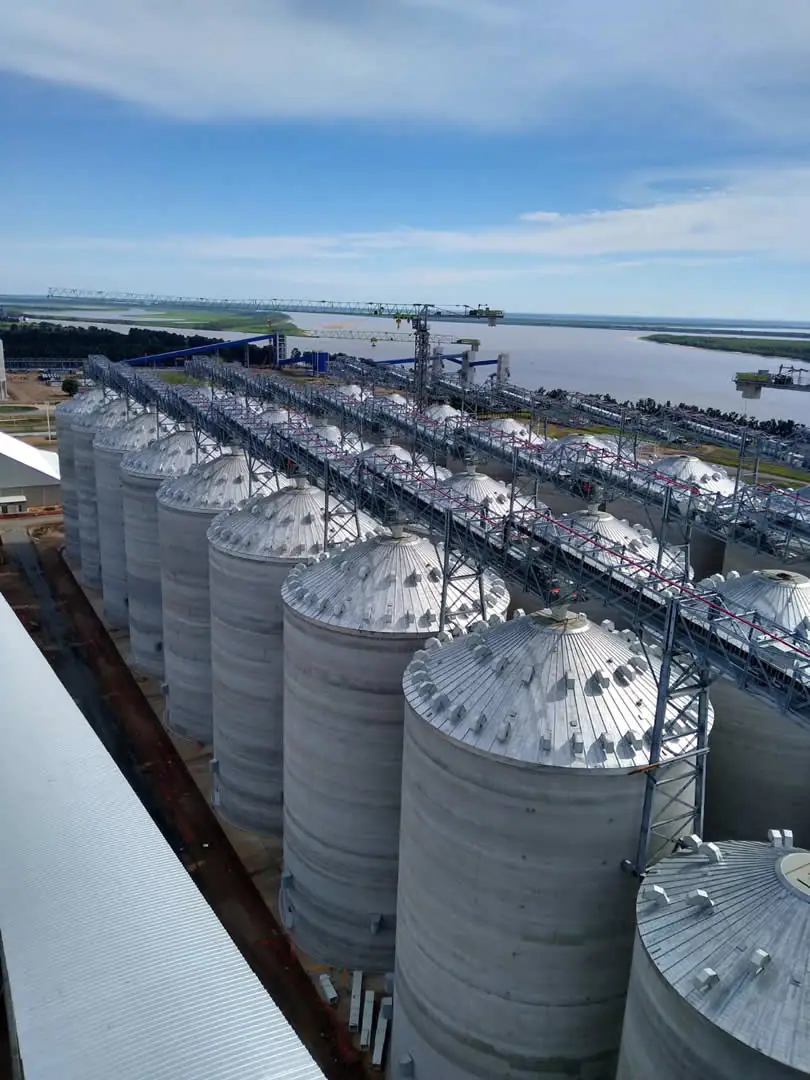 Terminal portuaria Timbues 6